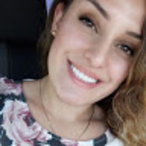 Meet your Posher, Monica